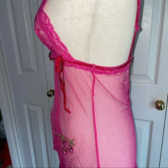 Victoria Secret Lingerie XS - Picture 4 of 7